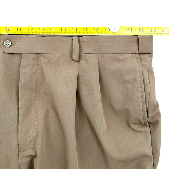 GS Perfect Fit‎ Khaki Pleated Front Belt Loops Dress Trousers Mens Size 46 28 - Picture 9 of 9